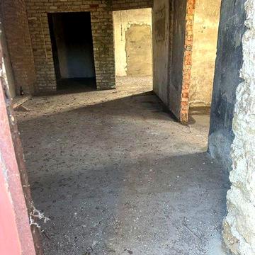 Продам квартиру з виходом на ринок