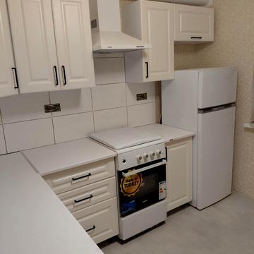 Сержа Лифаря вул. (Олександра Сабурова), 18