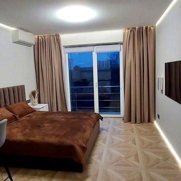 Осіння вул., 71