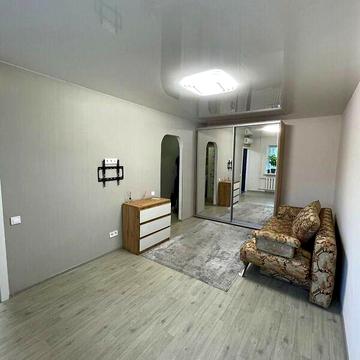 Довгострокова оренда 1к Квартира Січеславська Набережна вулиця