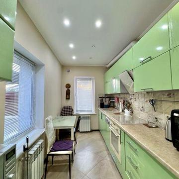 Продаж будинку на 173 кварталі вулиця Паризька. Є Сертіфікат