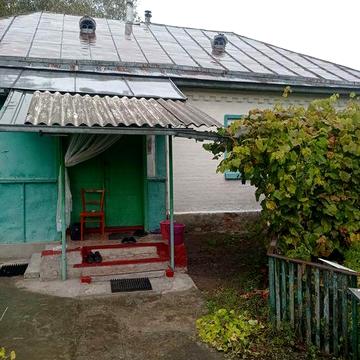 Газифікований та жилий будинок. Село Смолянка.