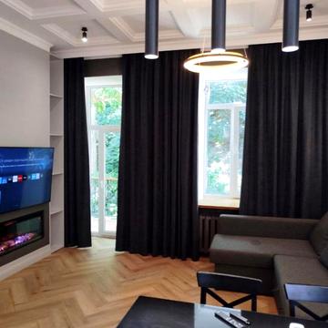 Михайлівська вул., 16-Б