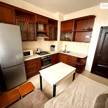 Довгострокова оренда 1к Квартира Олексія Вадатурського (Маршала Малиновського) вулиця