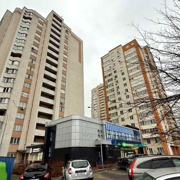 Бориспільська вул., 26-Ж