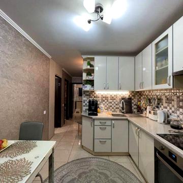 2к Британская район ДК Фрунзе (55кв) капитальный ремонт мебель