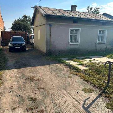 Продаж будинку з комунікаціями Великі Грибовичі.