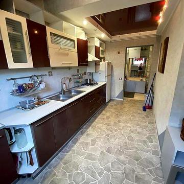 З 27.12.,4к. кв. Центр, по вул. Стрітенська