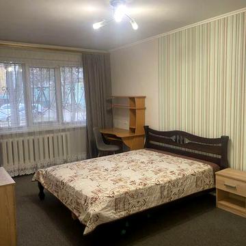 Здається (оренда) в центрі 1к квартира по Львівській 9 (від власника)