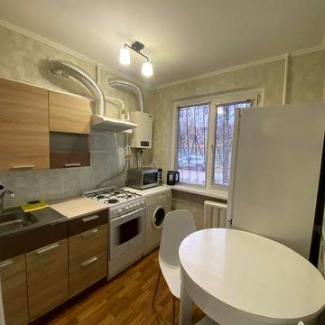 Здається (оренда) в центрі 1к квартира по Львівській 9 (від власника)