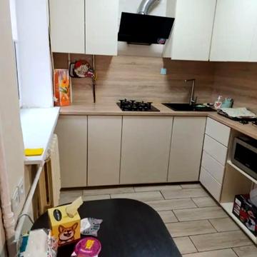 Михайла Грушевського вул. (Карла Лібкнехта), 87