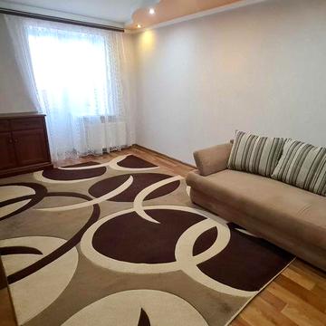 Продається 2-кім квартира. р-н Осташівка з Гаражем.