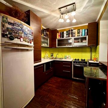 Здаю 3-кімнатну квартиру, Центр, вул. Водопровідна. Ц5