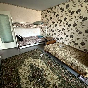 1к Виставка. Проспект Миру. Костел