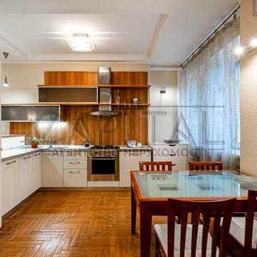 Гетьмана Павла Скоропадського вул. (Льва Толстого), 15