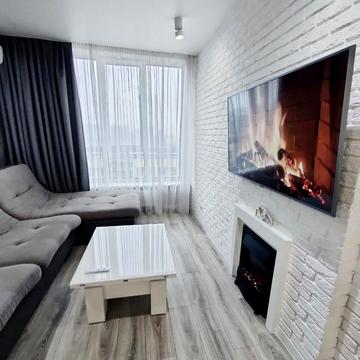 Європейського Союзу просп. (Правди), 45-Б