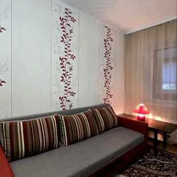 Ростиславська вул. (Маршала Рибалка), 3