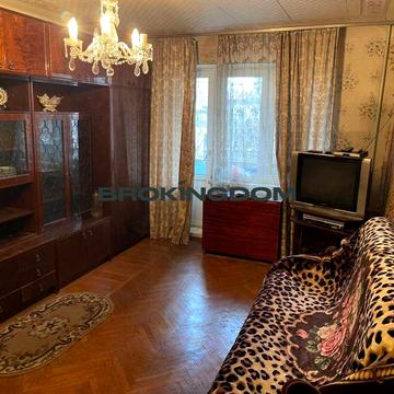 Оренда 2-к квартири метро Лівобережна