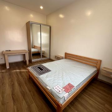 Олександра Кутузакія вул. (Ленінградська), 47