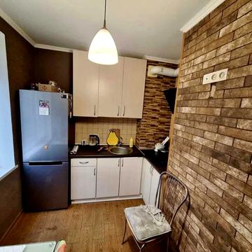 Людвіга Свободи просп., 35а