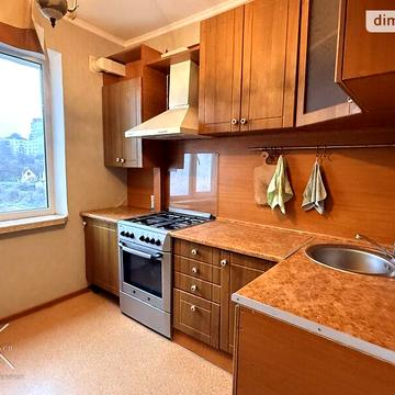 Довгострокова оренда 3к Квартира Степана Бандери вулиця