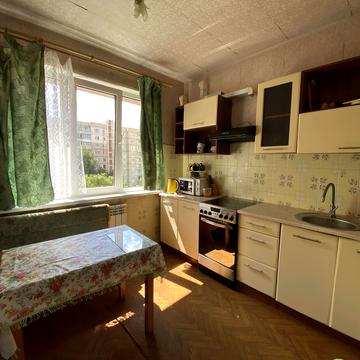 Європейського Союзу просп. (Правди), 17-А