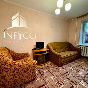 Різдвяна вул., 69