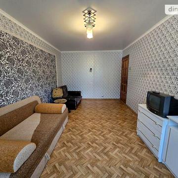 Довгострокова оренда 3к Квартира Космонавтів проспект