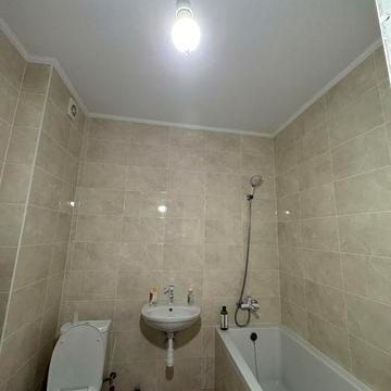 Продаж квартири у новобудові з розпочатим ремонтом