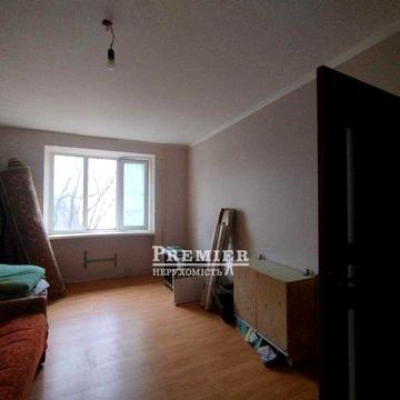 1-кімнатна квартира на Заболотного. Простора кухня. Чудова ціна!