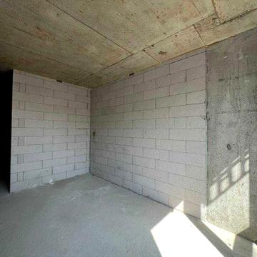 1 кім квартира в зданому будинку  м-р Пасічна