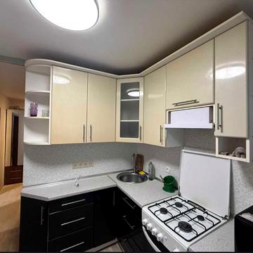 Санаторна вул., 12