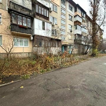 Продам 2к.квартиру вул. Будівельників,17