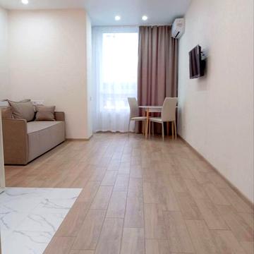 Кадетський Гай вул., 10