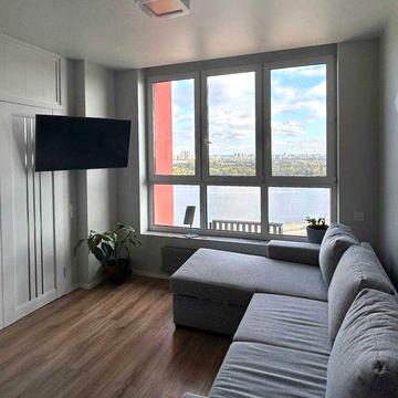 Продам квартиру Петропавлівська 40