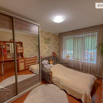 Продаж 3к Квартира Київська вулиця