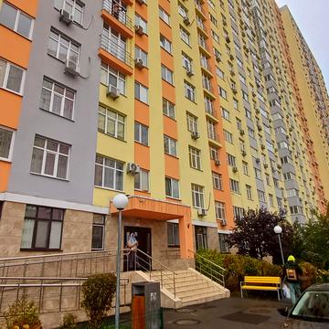 Сімї Кульженків вул. (Петра Дегтяренка), 6