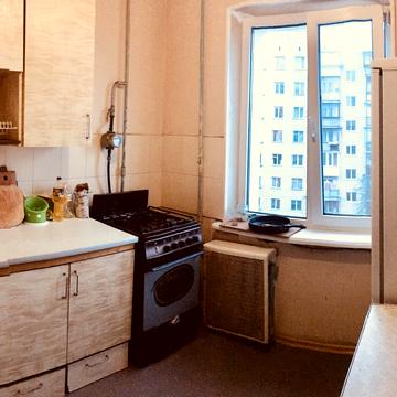 Леся Курбаса просп., 9