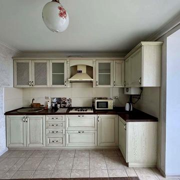 Вовчинецька вул., 3