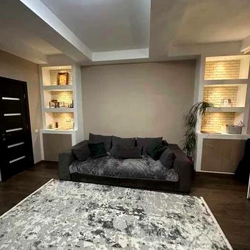 Продаж дворівневої квартири Оболонський район