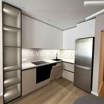 Всеволода Змієнка вул., 34/21