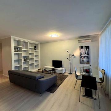 Михайла Омеляновича-Павленка вул. (Суворова), 19