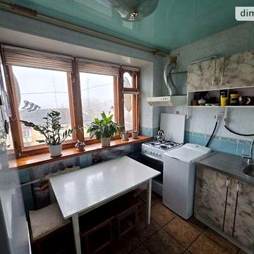 Довгострокова оренда 1к Квартира Лятошинського Бориса вулиця