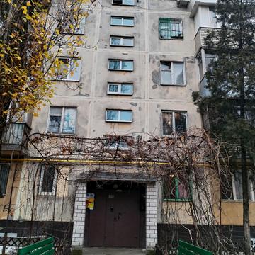 Осіння вул., 9