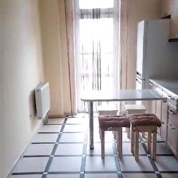 Гетьмана Івана Мазепи вул. (Топольна), 1