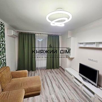 Євгена Маланюка вул. (Степана Сагайдака), 7