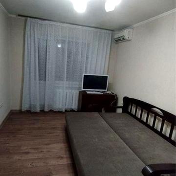 Сдам 2-ную кварт р-н Черемушки ул Космонавтов / 1-я стан Люст дорог