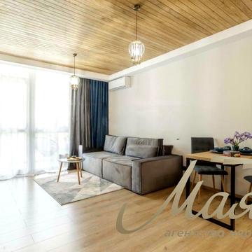 Предславинська вул., 53