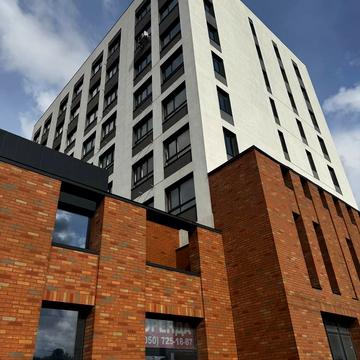 Володимира Навроцького вул., 31