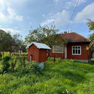 Продаж будинку + велика ділянка у селі Унятичі, 9 км. від м. Дрогобич!